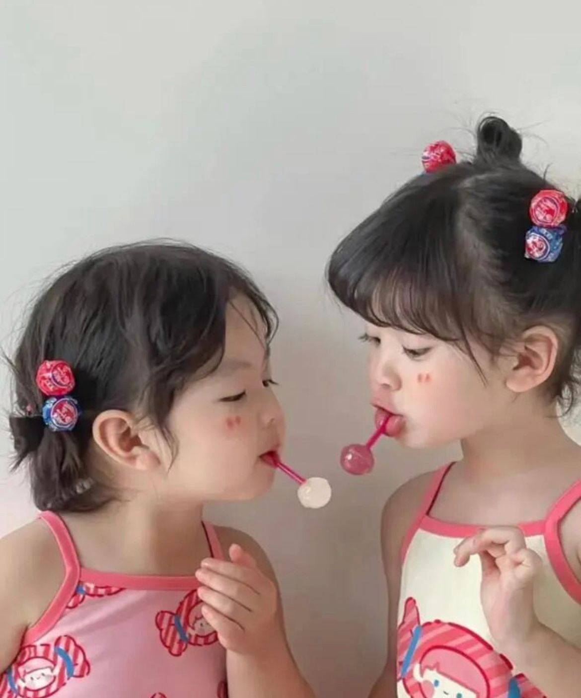 “朋ᩚ 友ᩚ 圈 ᩚ 🥁⁾⁾小朋友们见面文案，超快乐”01.“ꀿªᵖᵖᵞ 𝚝