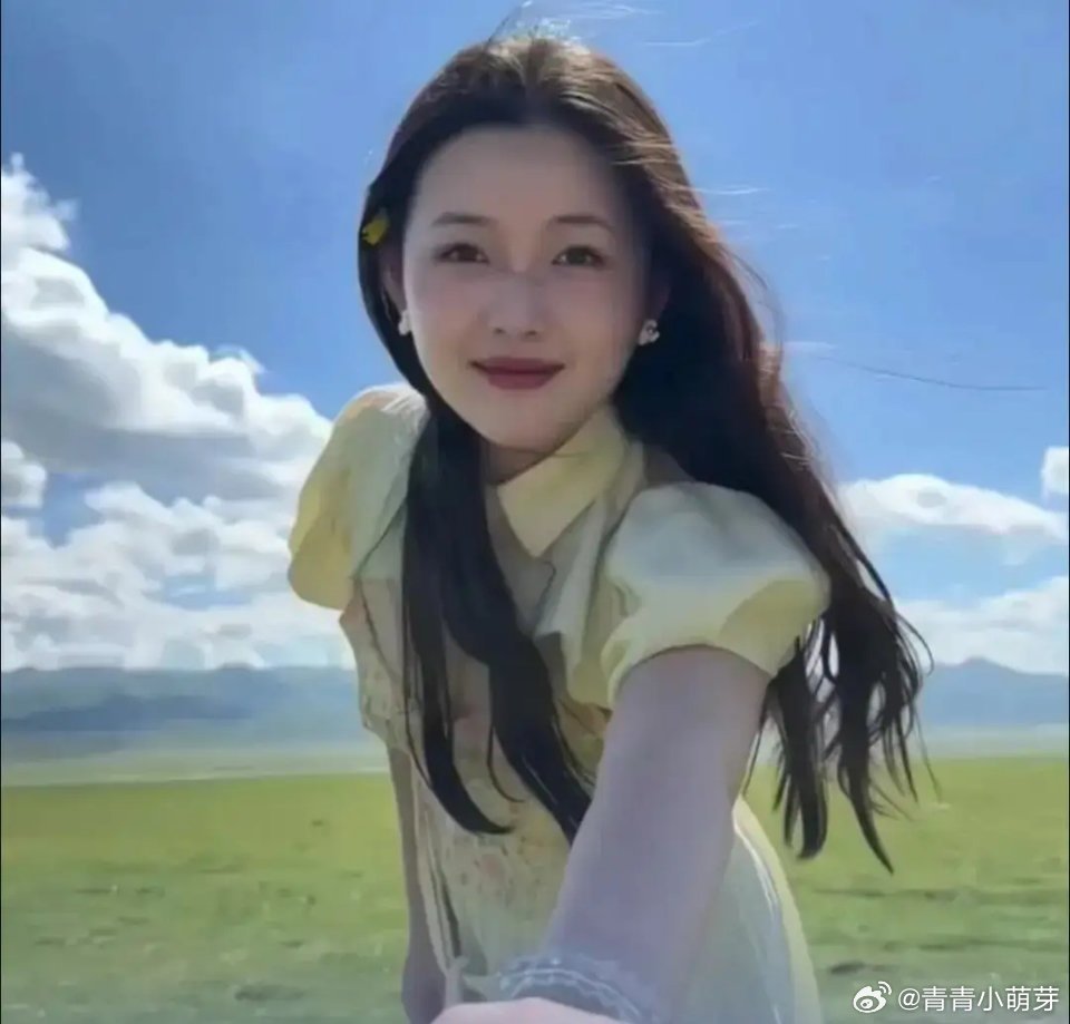 重庆医科大学一名24岁女大学生，原本只是在社交平台分享青海旅行随拍，没想到因为外
