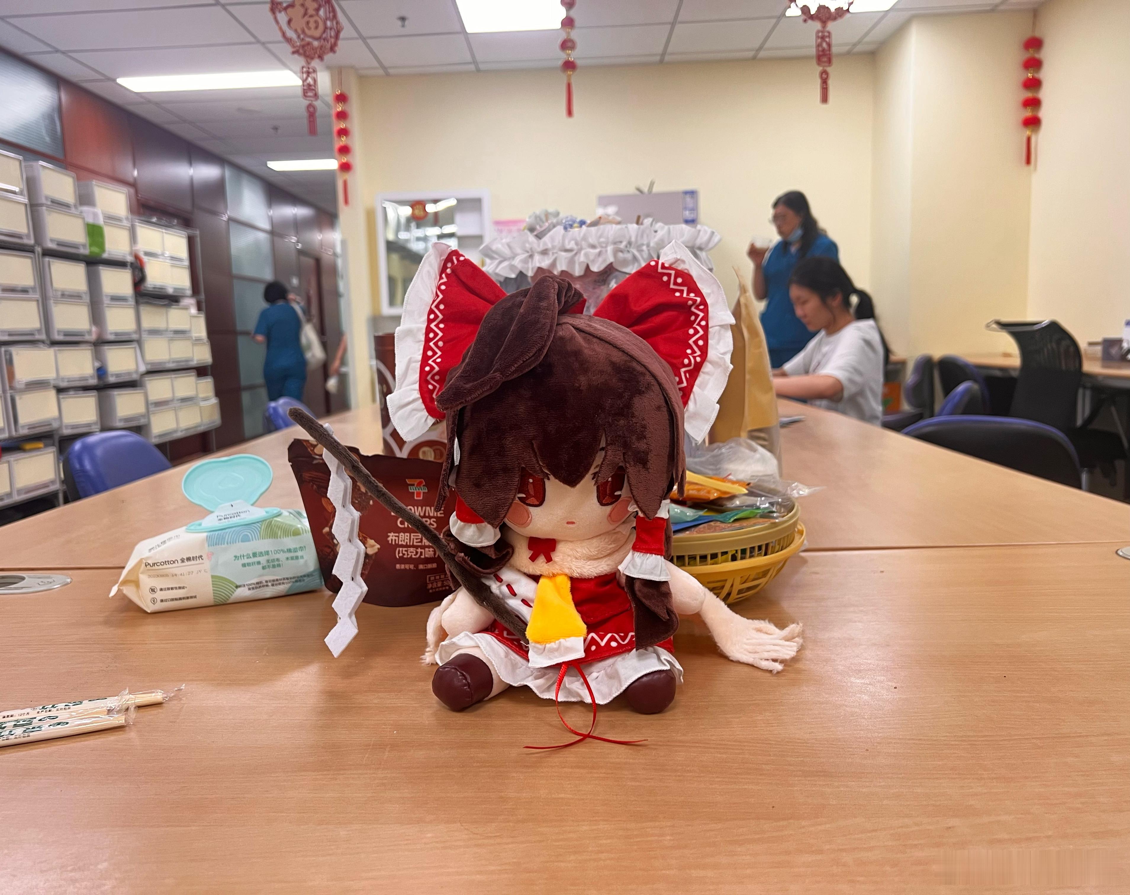 今天急诊夜班的守护神是……希望比威严大小姐更灵…… 