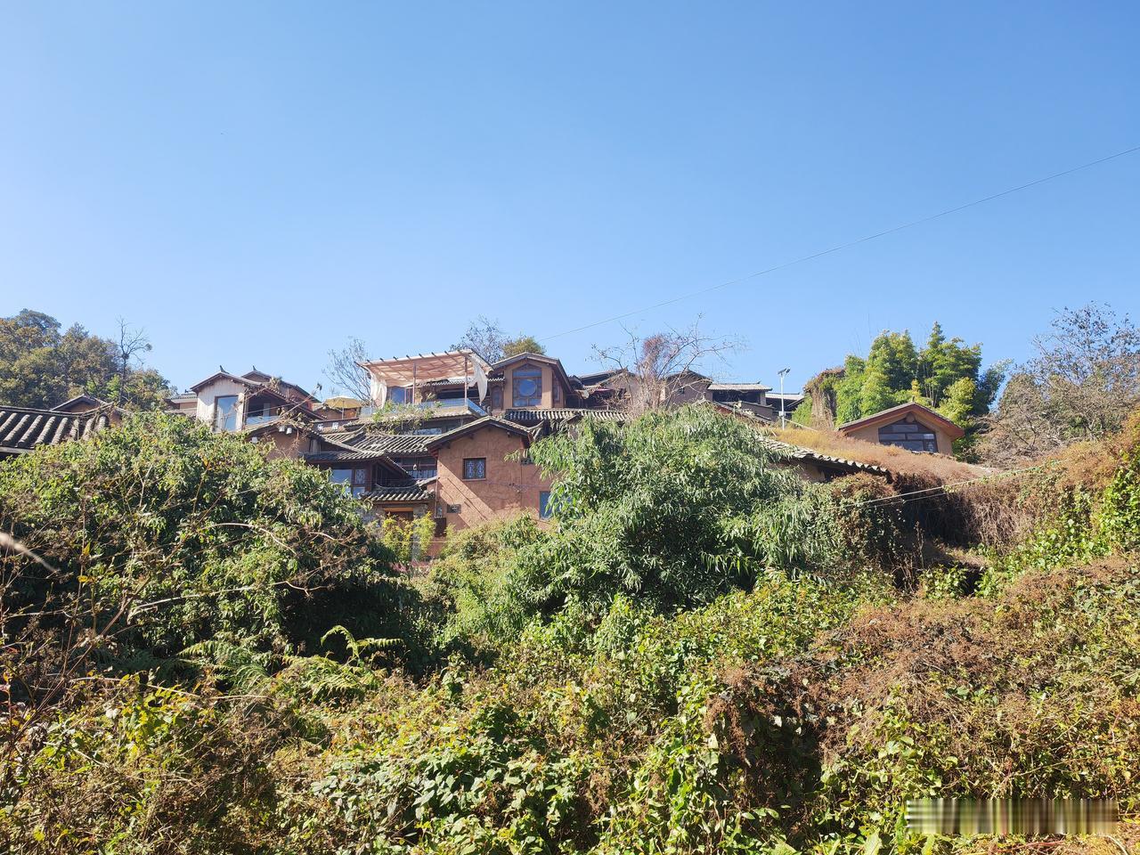 昆明这个600余年古村可去打卡！
在昆明西山区团结街道（旧称团结乡）山中，有一座