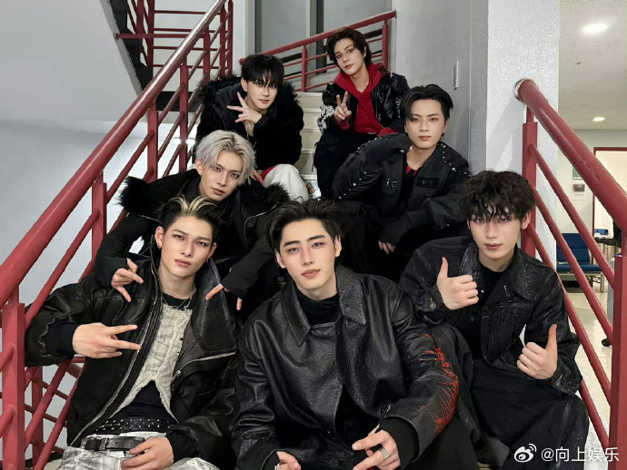 enhypen四巡还没官宣enhypen四巡有几个人 李羲承写手写信官宣退出en