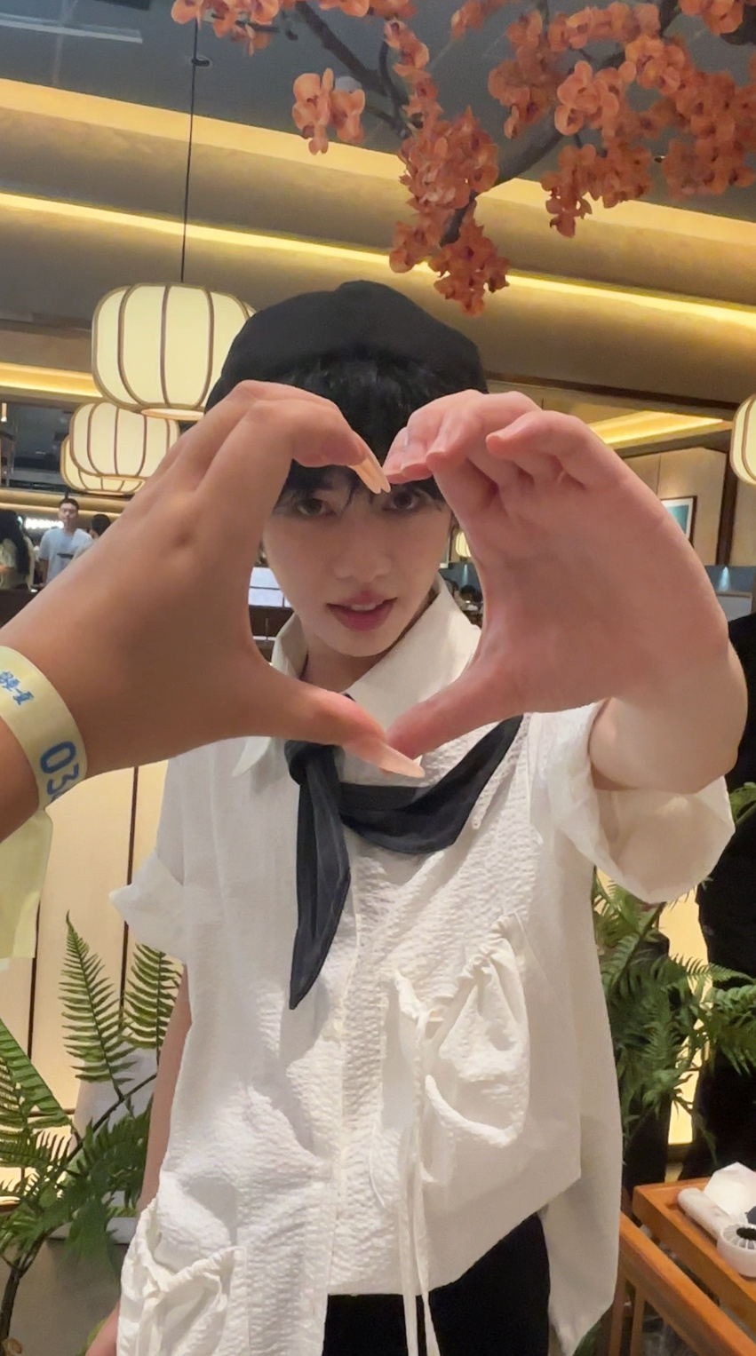 ⋆                         ★. ₊幸福時⋆ ̗̀ ♡ 