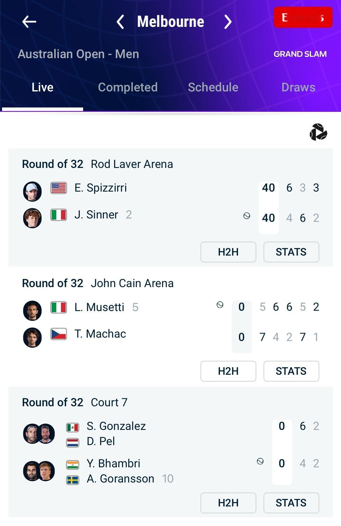 澳网因高温暂停网球talking大会澳网2026 澳网因高温暂停，准备关顶棚。 