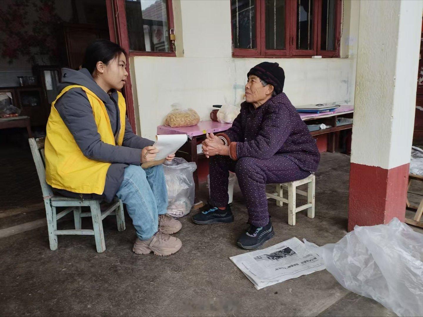 【以教兴农，青春助乡】社会实践三下乡       在冬日的乡野田埂与农家小院里，