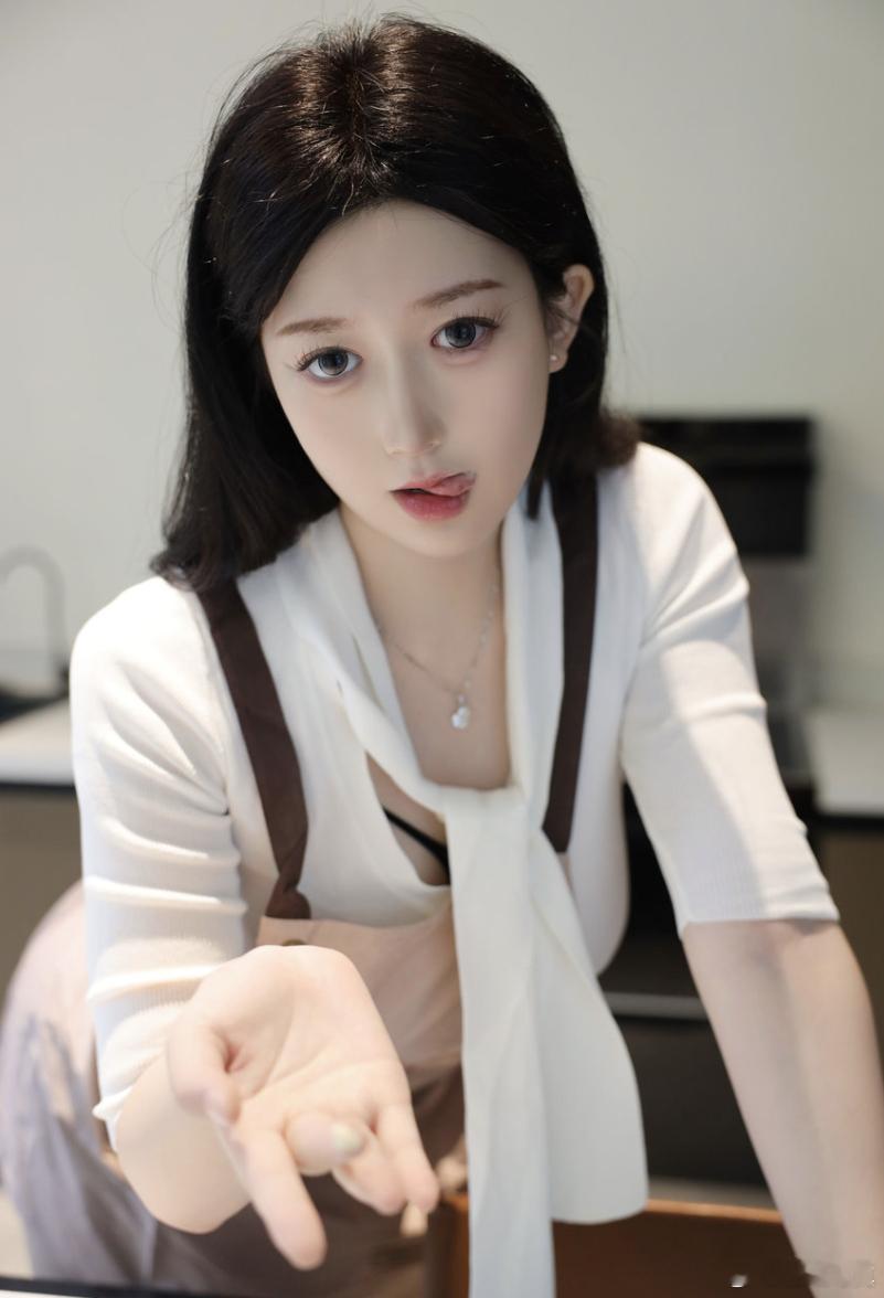 [Xiuren] 2026.01.08 NO.11207 奶思兔-性感紫色包臀裙