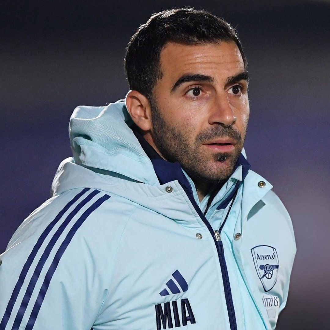 记者Sam Dean消息，在上个月阿森纳对阵布伦特福德之前，阿尔特塔下令将一线队