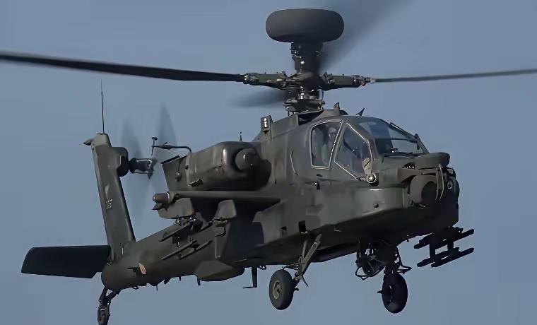 ​美国总统特朗普上台之后面临了前所谓的政治危机。这时候，他由于对伊朗动武之后引起