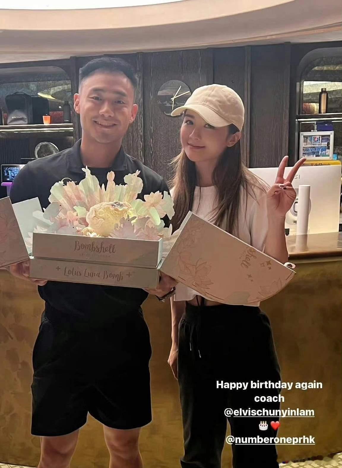 43岁的蔡卓妍发文官宣结婚！男方是比她小10岁的健身教练Elvis ，两人从年初