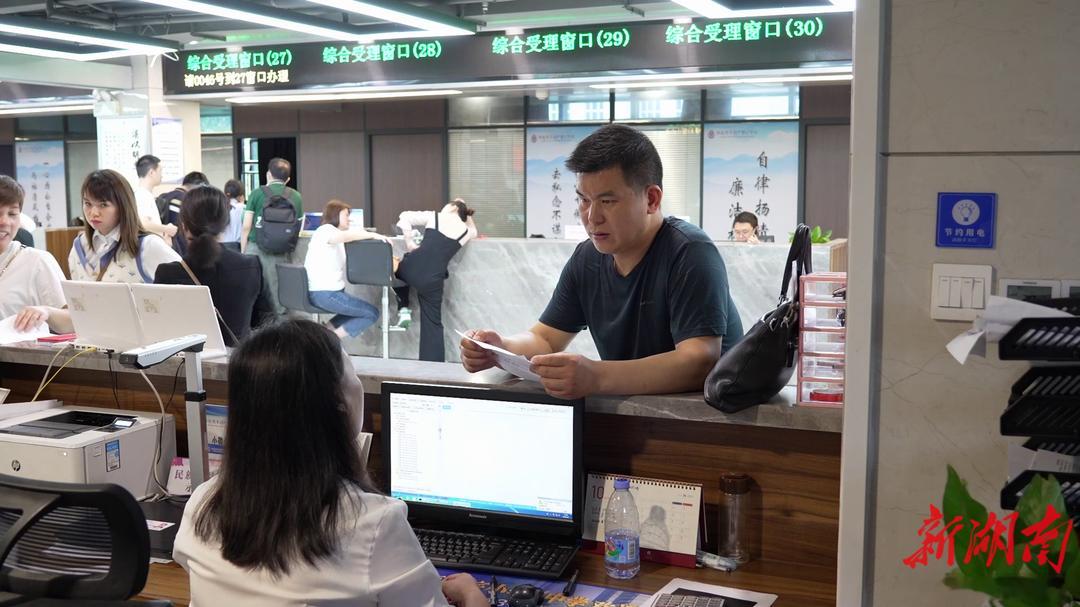 96万的房子中介要你签111万合同大卫实验室96万的房子签111万的合同，多出来