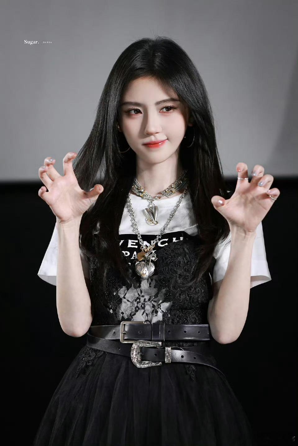 鞠婧祎千香 奶凶奶凶的 