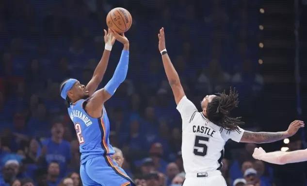 北京时间5月23日8:30，NBA西部决赛G3在马刺主场打响，系列赛1-1平的关