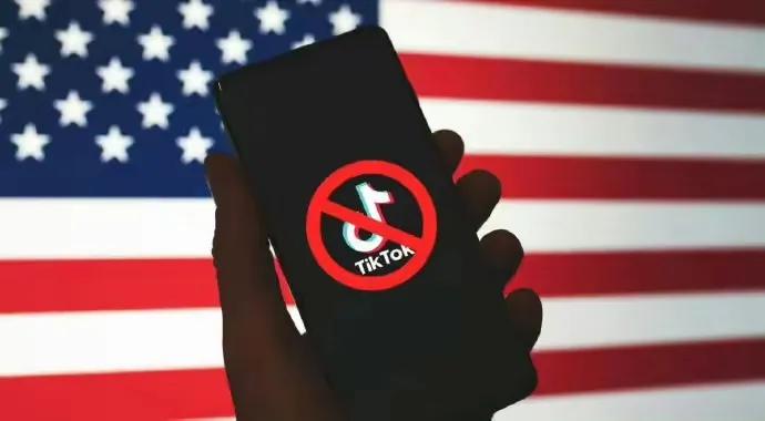 关于中美关系，禁不禁Tik-tak，将是储安普上台第一个难题。美国拜登政府早早就