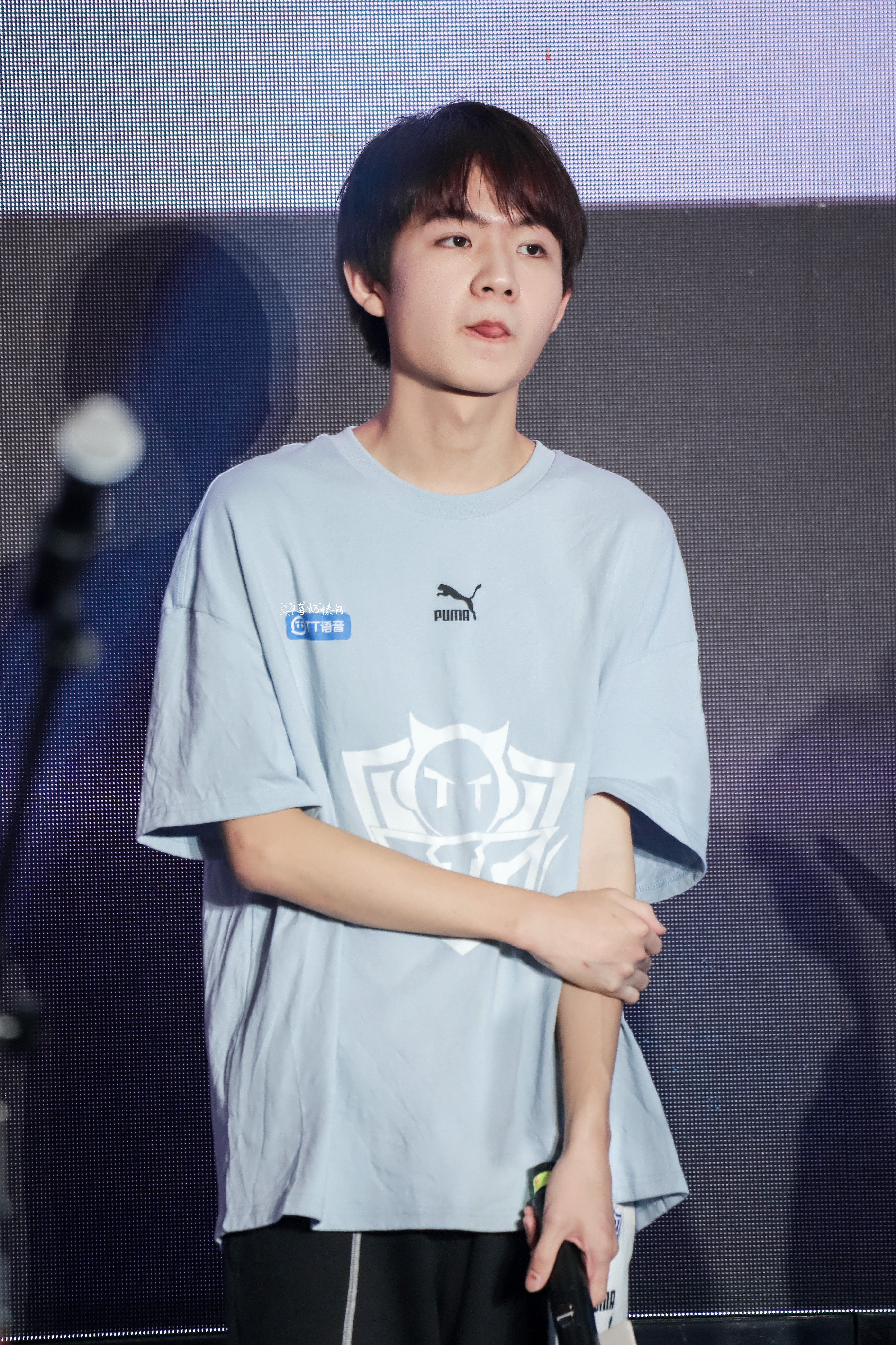 九尾XXZ  🦊.与九尾共赴鑫光璀璨 .电竞夏日营业中