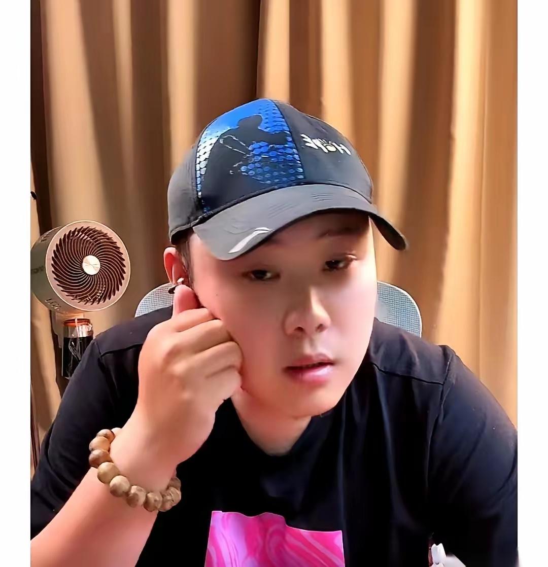 致远老师谈黄友政赢方博：“太正常了，意料之中，
黄友政毕竟是属于国乒一队队员，