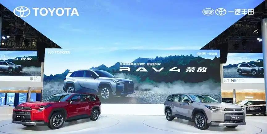 在保留了丰田一贯的可靠性、低油耗和高保值率优势的同时，第六代全新荣放的“重头戏”