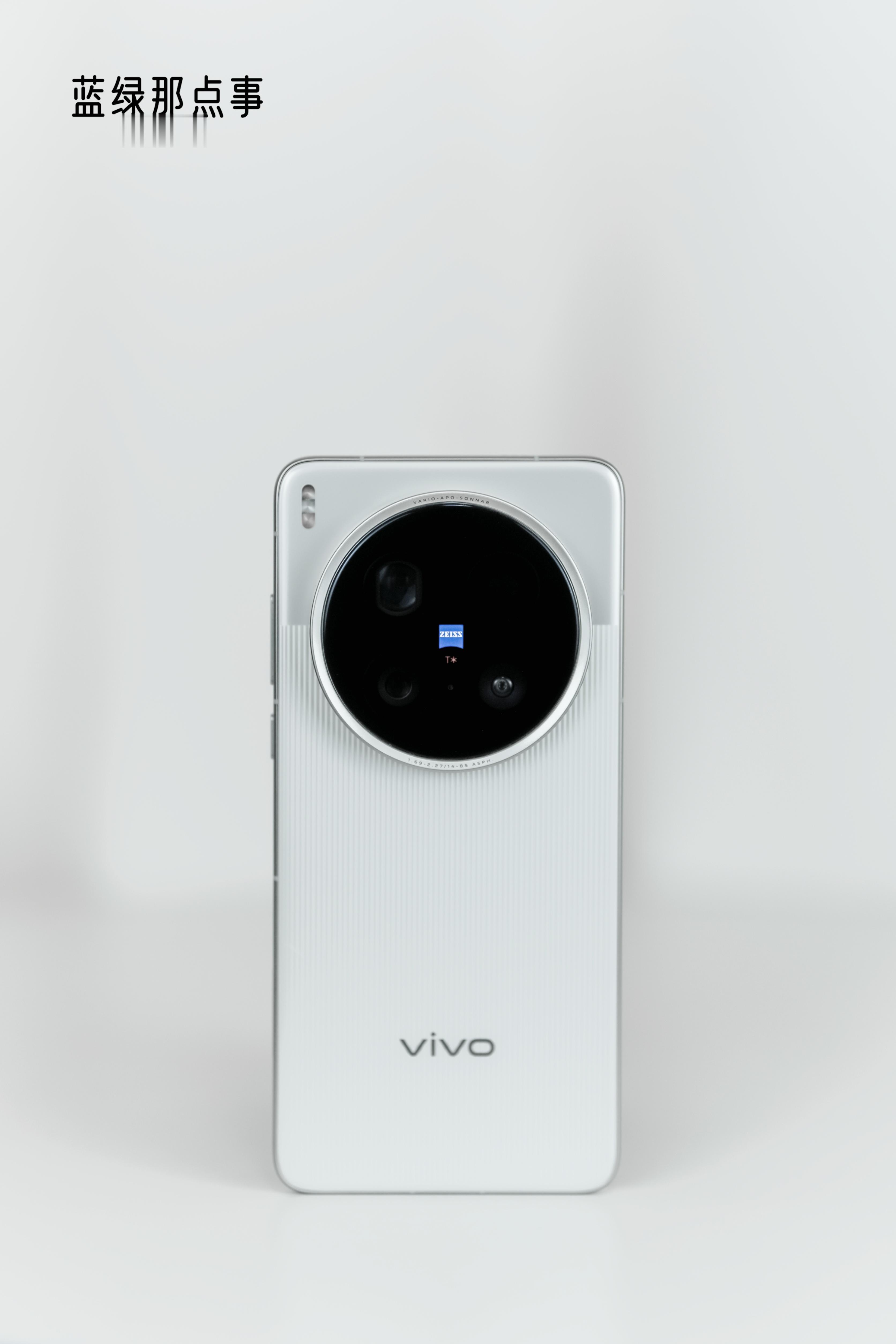 vivo X200 Ultra银调·图赏你的下一台微单，也许是『V单』～📷陆陆