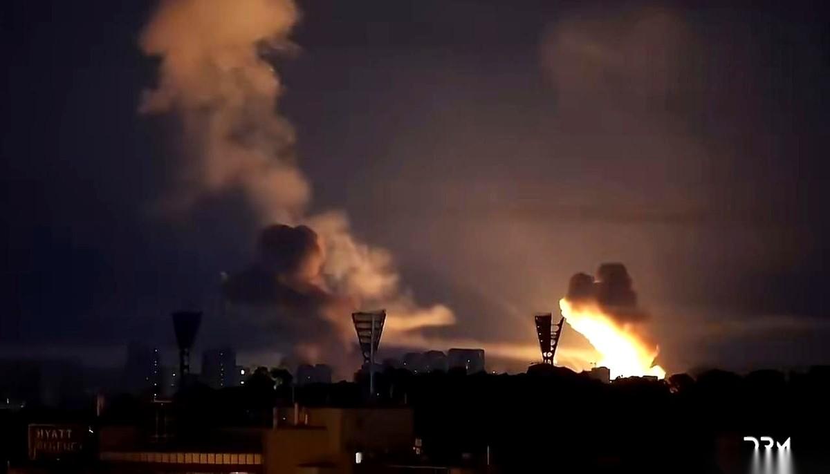 7月1号深夜，基辅火光冲天。
这是近几个月最狠的一轮空袭，导弹和无人机把夜空划得