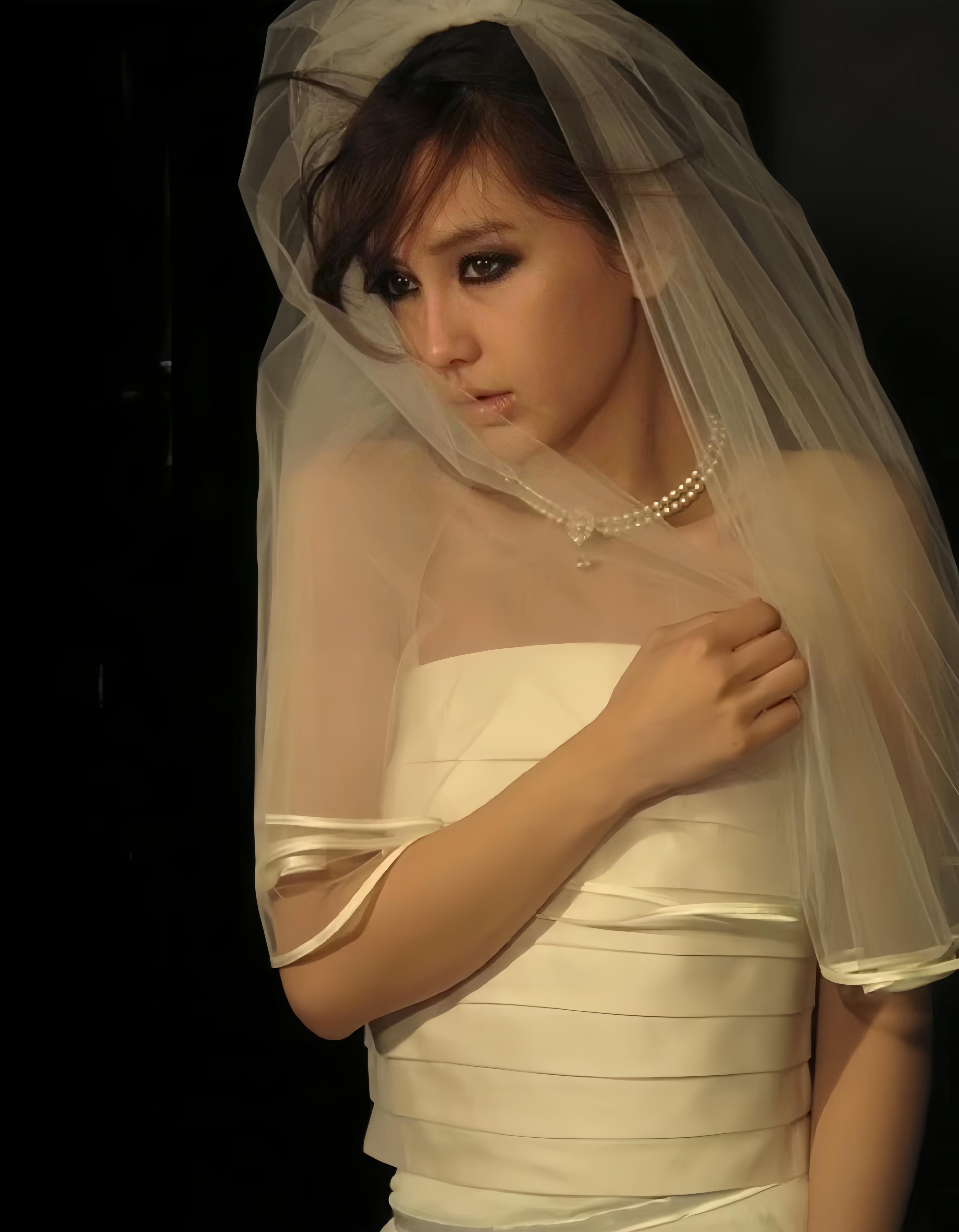 古希腊掌管小烟熏妆的神Angelababy 马甲线