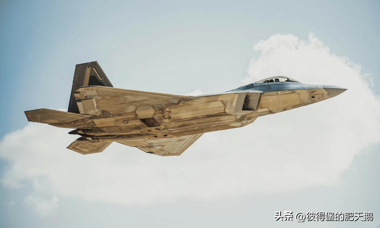 卧槽，这么惨的么？

24K纯真·帝国锈场啊。

美国中央司令部放出参加“爱泼斯