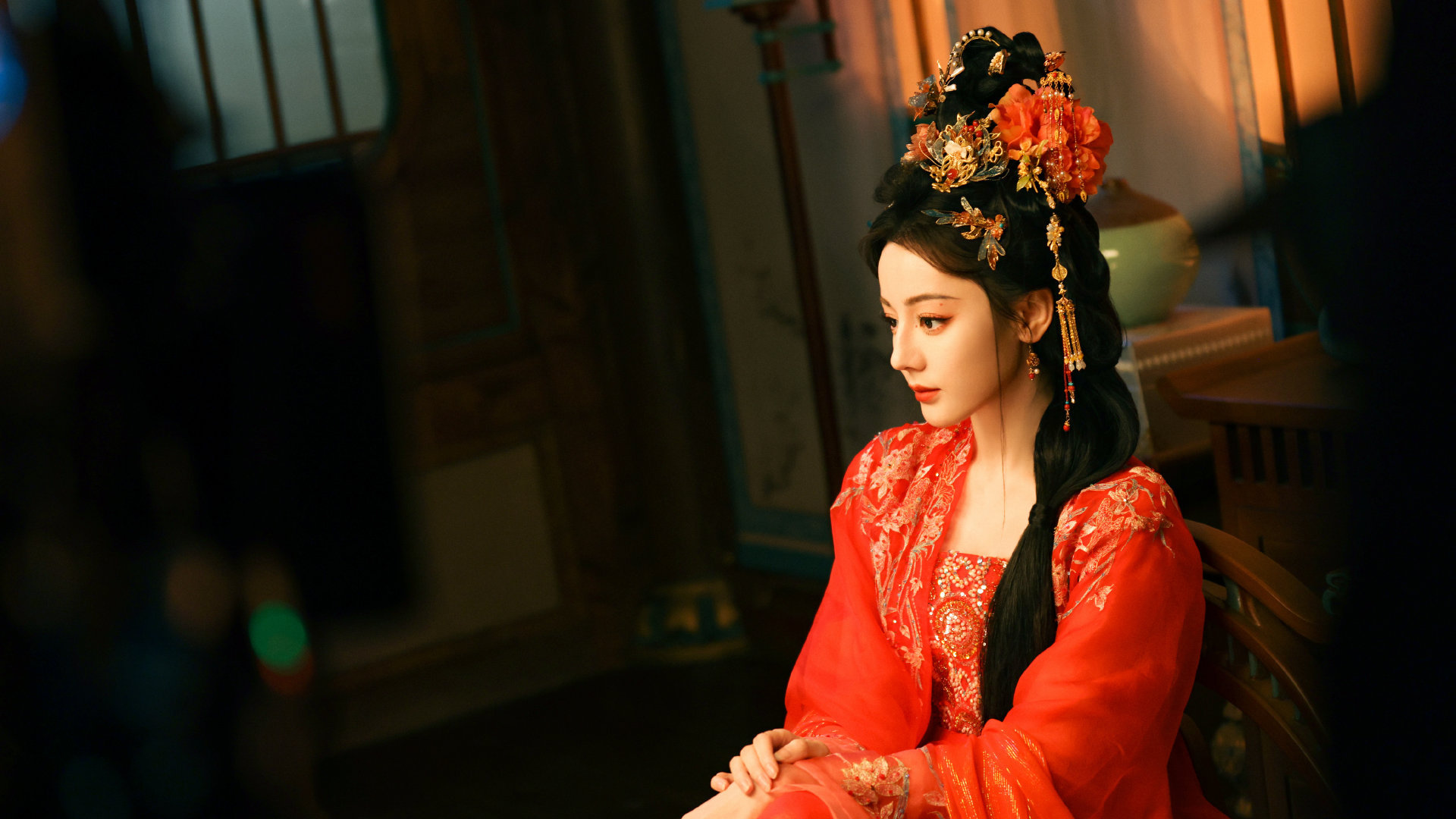 迪丽热巴变脸这一下热巴好权威的一张脸，真给热巴演爽了，也给我看爽了《白日提灯》迪