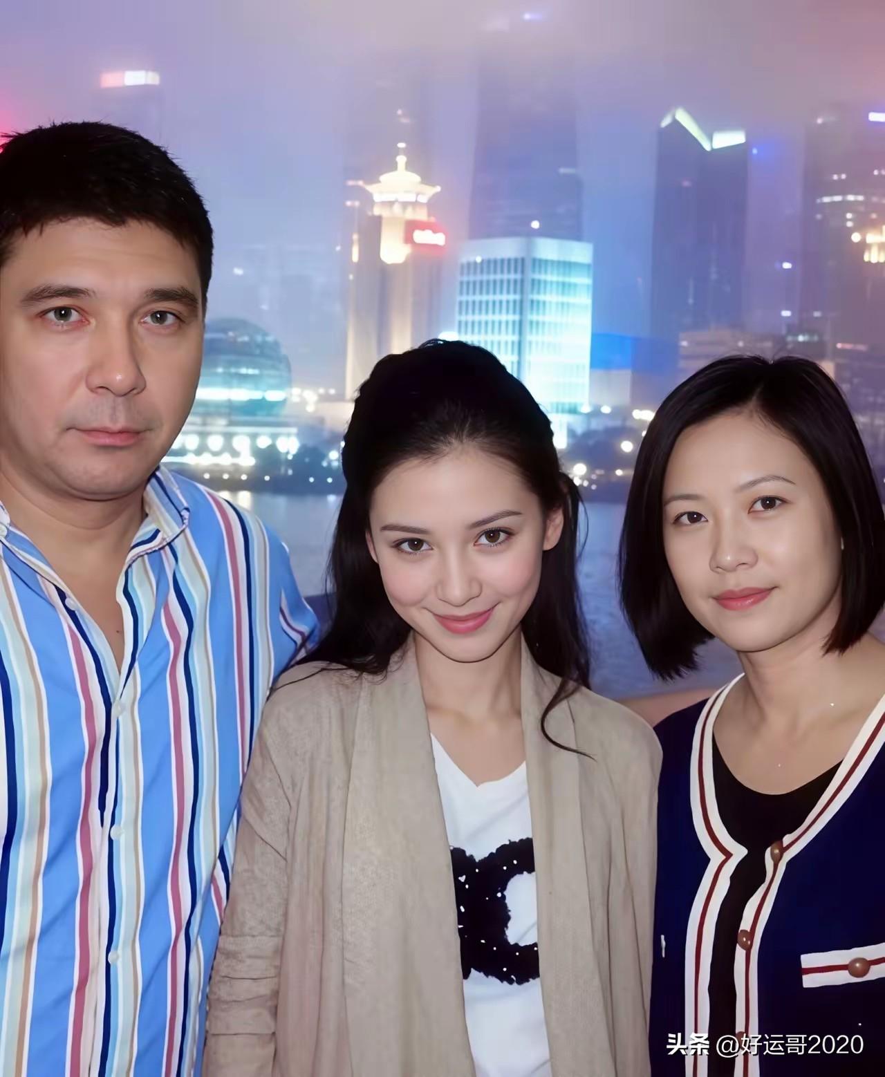 难怪杨颖长得这么漂亮，总以为是混血基因的加持，原来她妈妈童菊英颜值也很高，和杨颖