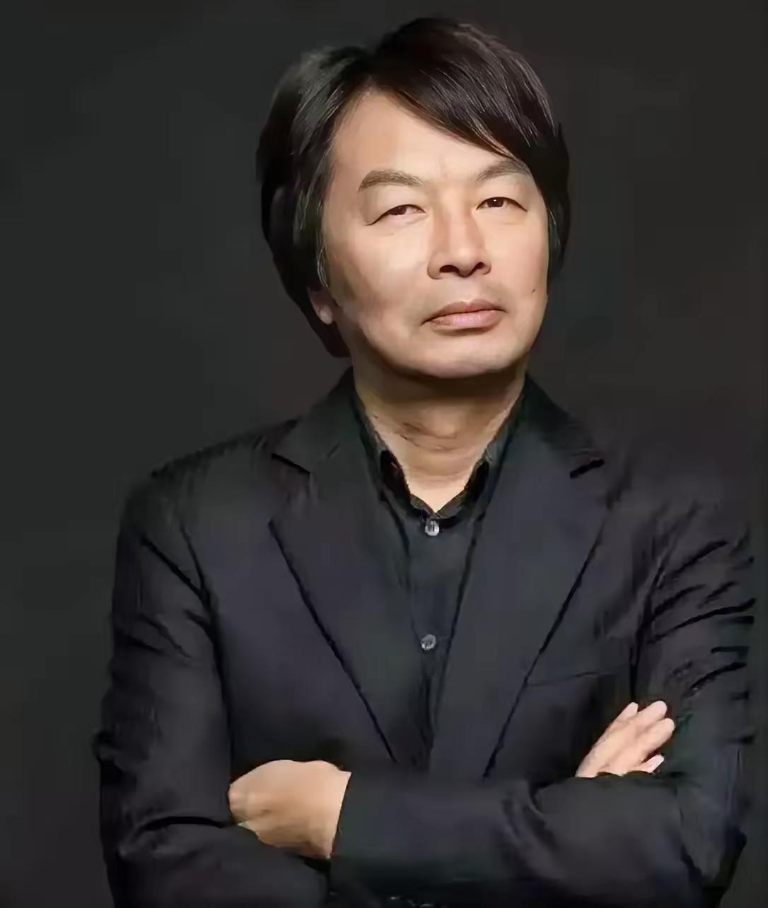 看到一段很现实的话：
 
“邮局不努力，成就了顺丰；银行不努力，成就了支付宝；通