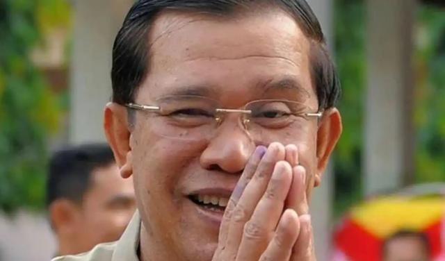 柬埔寨变天了！并不是因为政变，而是因为国王的身体扛不住了！西哈莫尼一旦倒下，那个