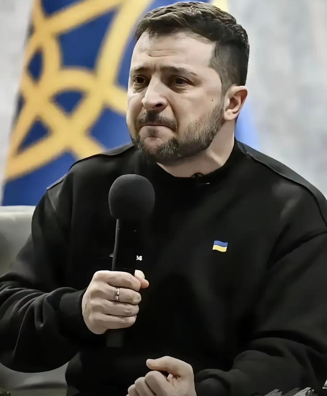 泽连斯基正式宣布：乌克兰放弃加入北约  
​12月14日，在与美国特使会面前，泽