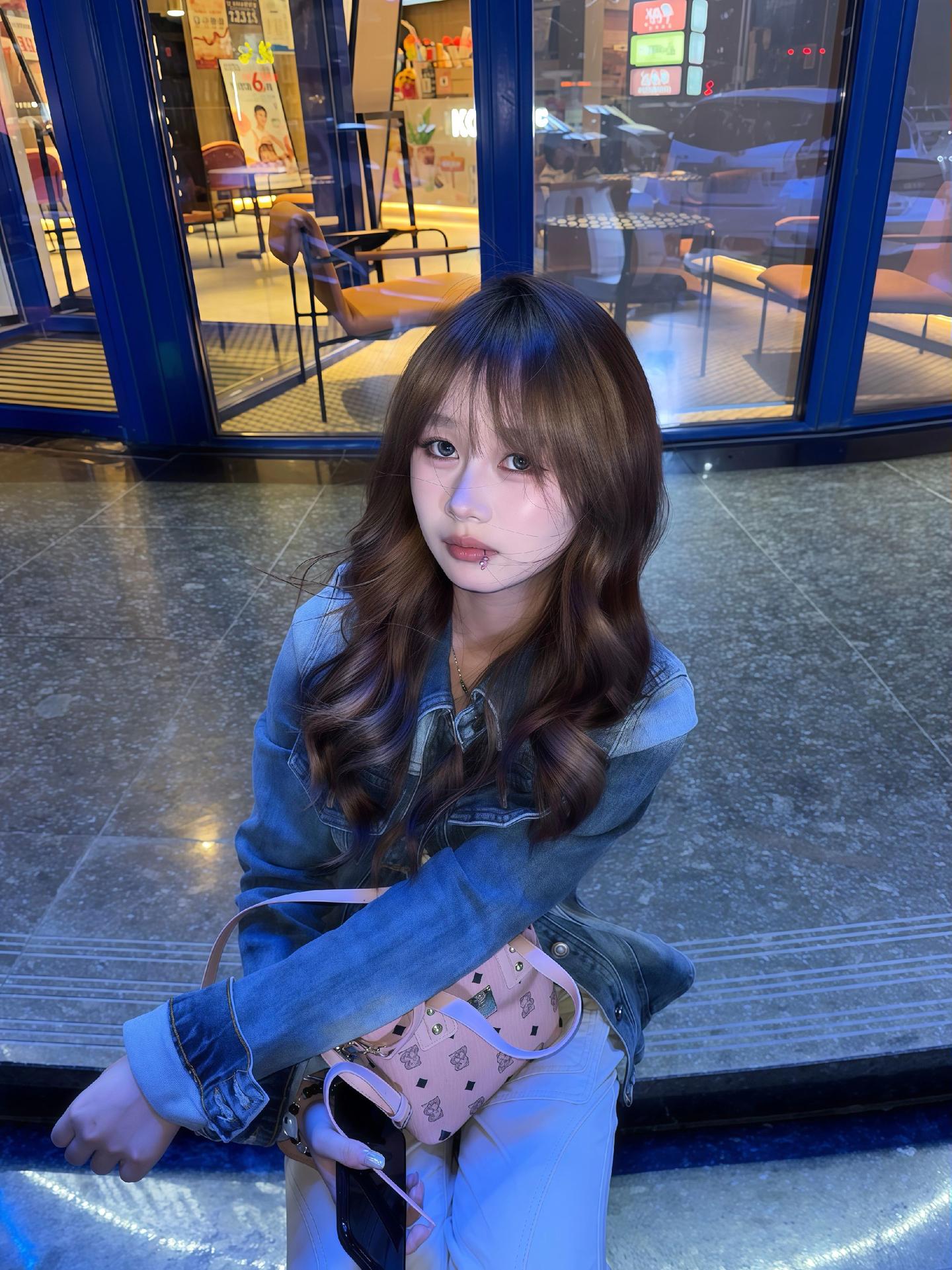 曾经牵过你的手 睡前吻过你额头