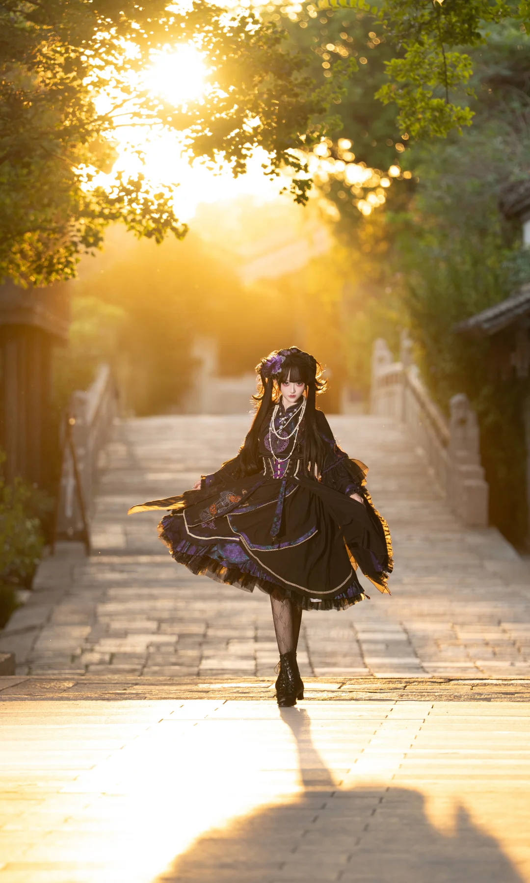 “这一刻，她抓住了光”