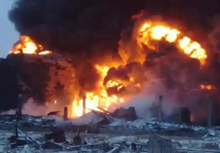 英国这次玩大了，导弹没落在俄乌前线，直接飞到了俄罗斯本土，导致罗斯托夫州的炼油厂