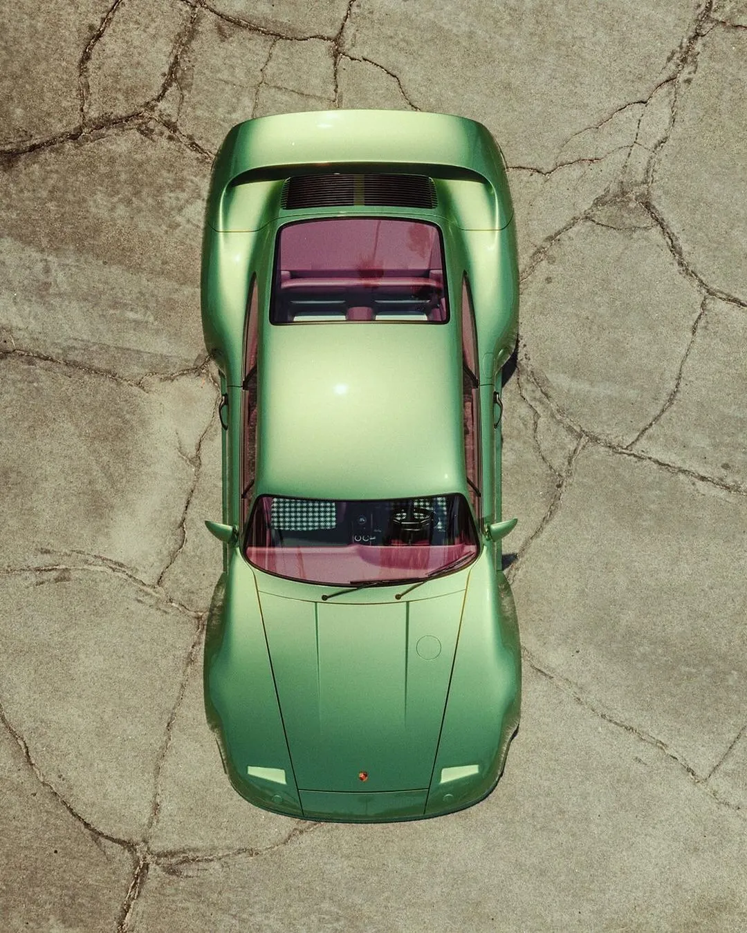 Slantnose Porsche 959