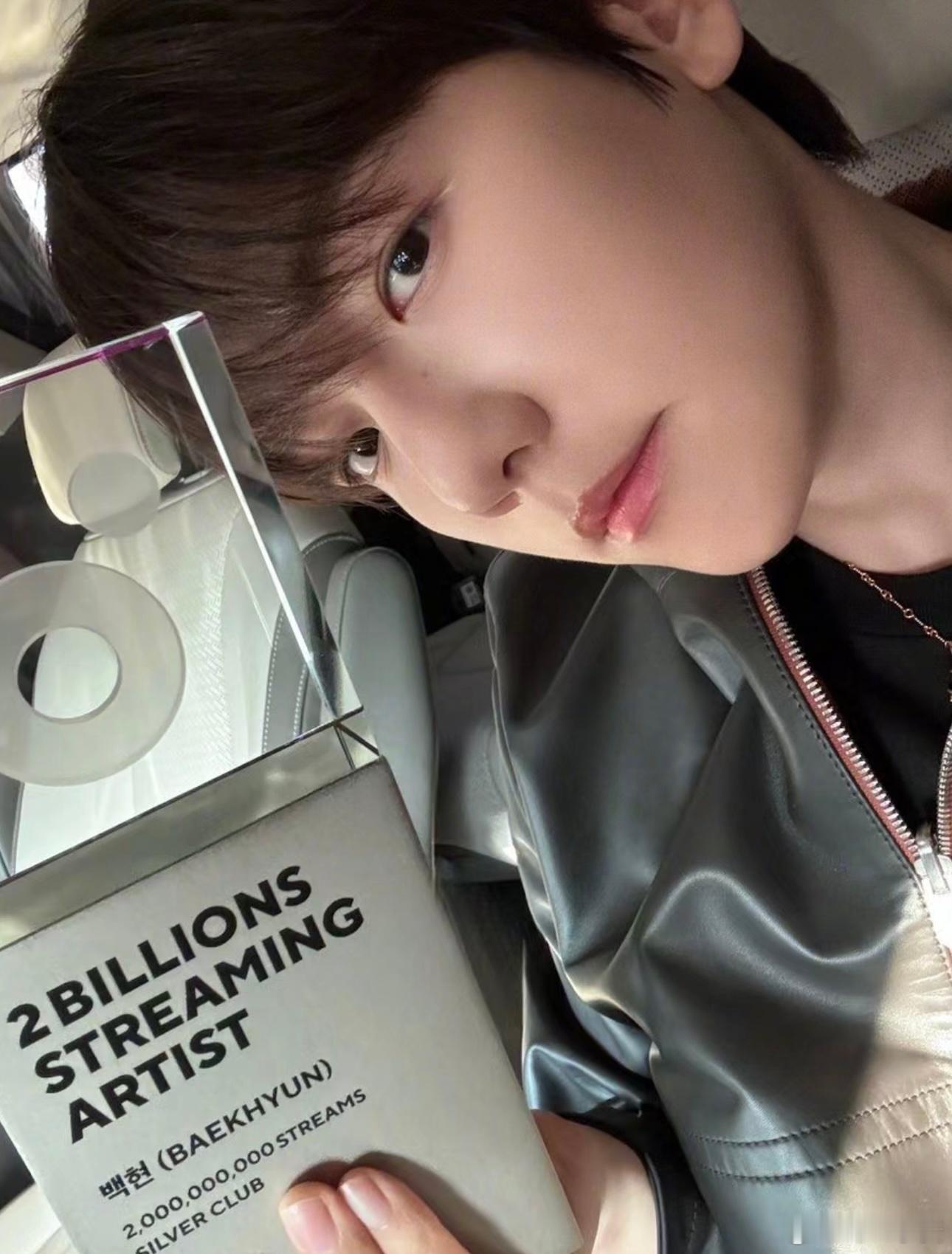 边伯贤离开inb100尊重边伯贤一切深思熟虑的决定！ 