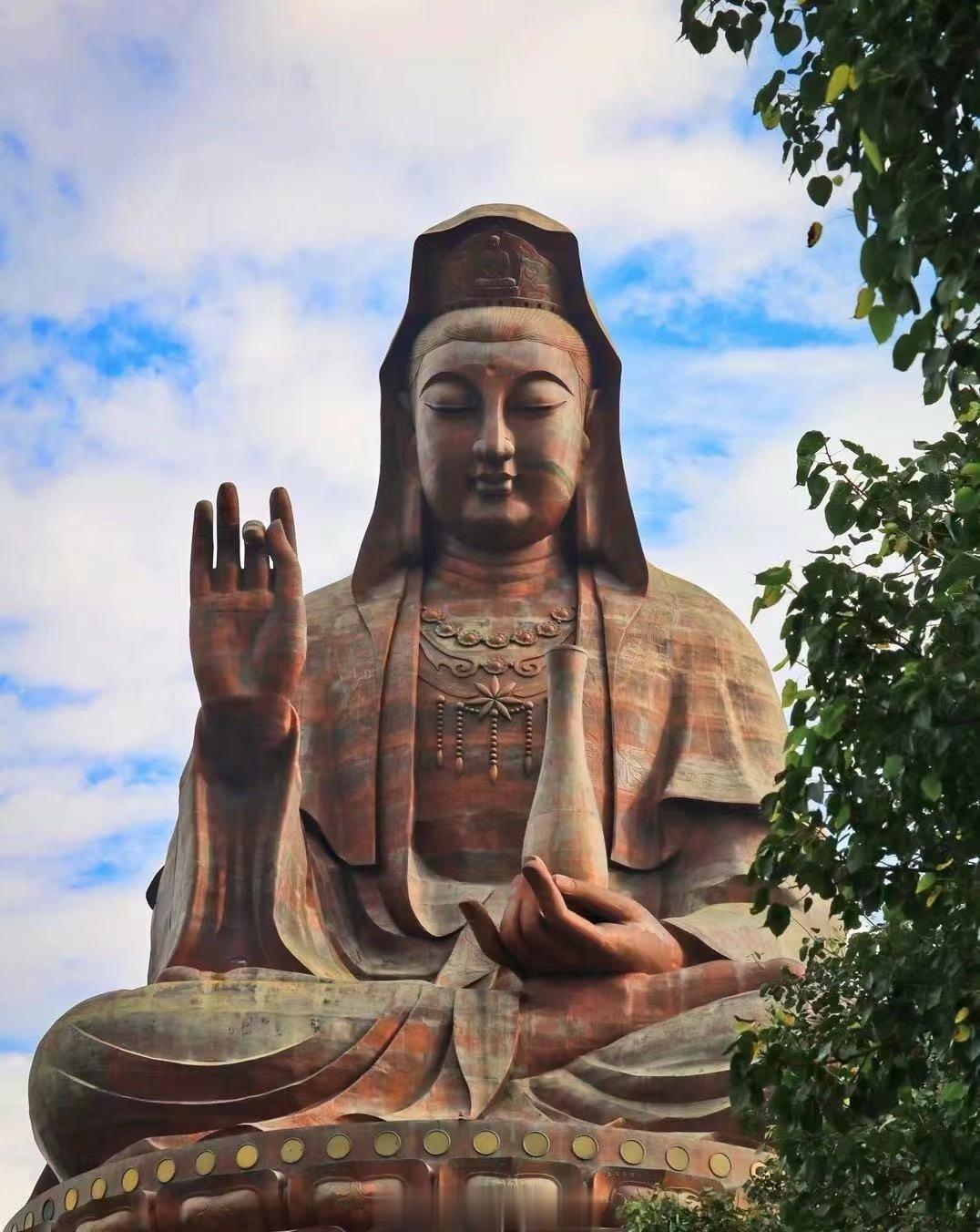 婚姻是每一个人成熟的标准，也是幸福生活的开始，这位客户，他以前的感情一直不是很顺