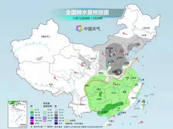 暴雪大雪落点区域
这两张降雪区域图，是今晨中央气象台发布的、关于明后天降雪量大小