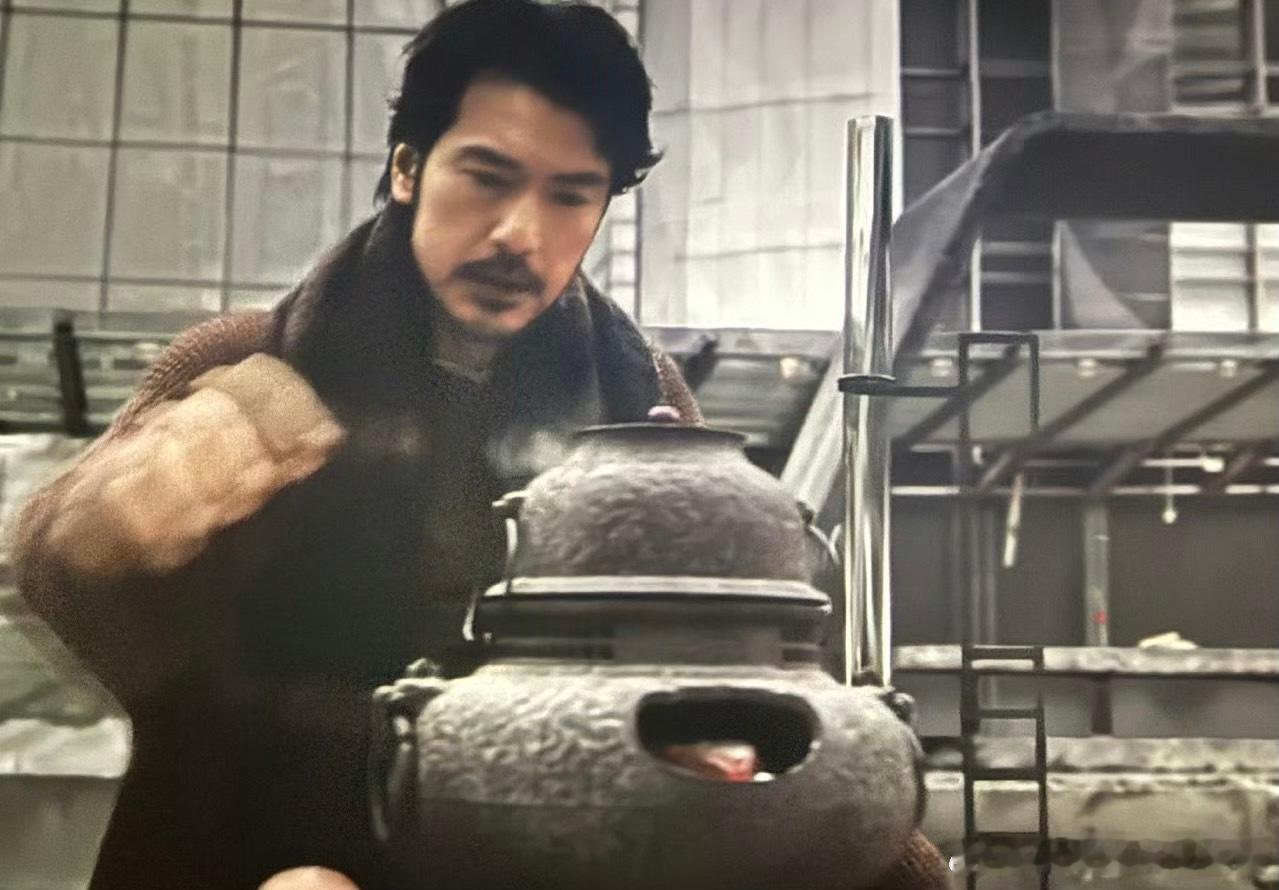 “故其疾如风，其徐如林，侵掠如火，不动如山，难知如阴，动如雷震。”---《孙子兵