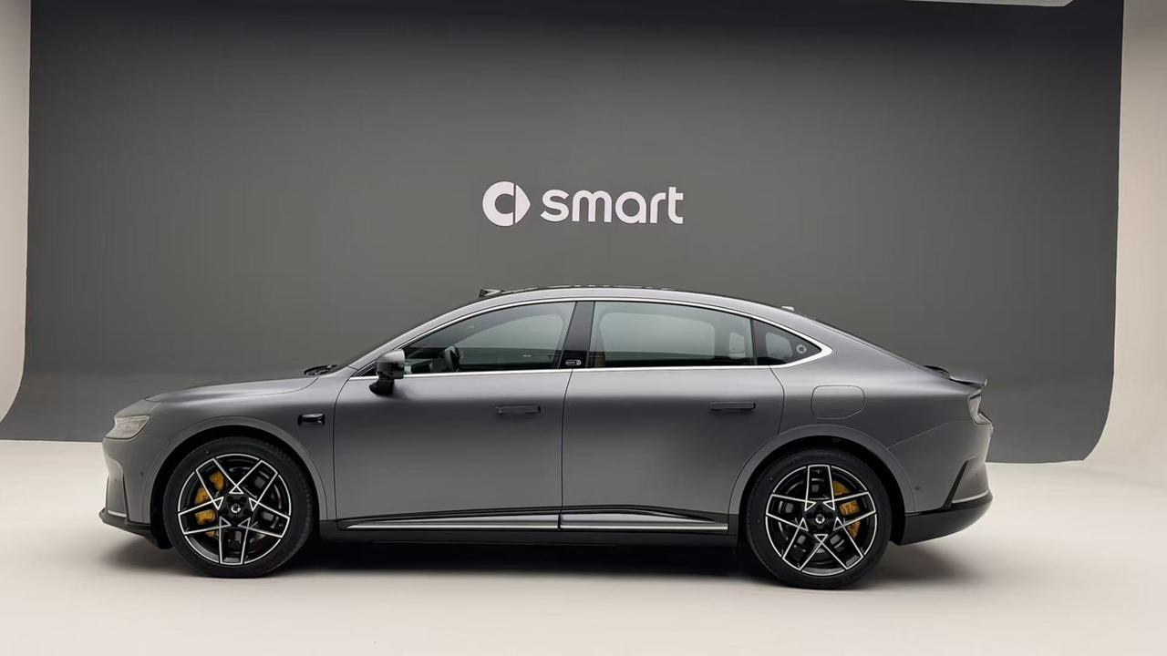 smart第一款掀背轿车精灵6号
终于迎来上市
掀背其实是一个吸引点，好看也好用