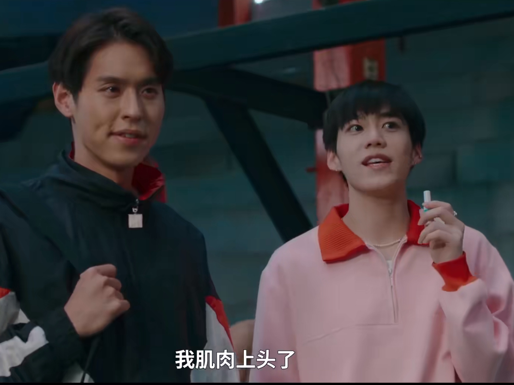 我八字特别好。有时候可以预测未来。  很多小人想陷害我最后自己偷鸡不成蚀把米。很