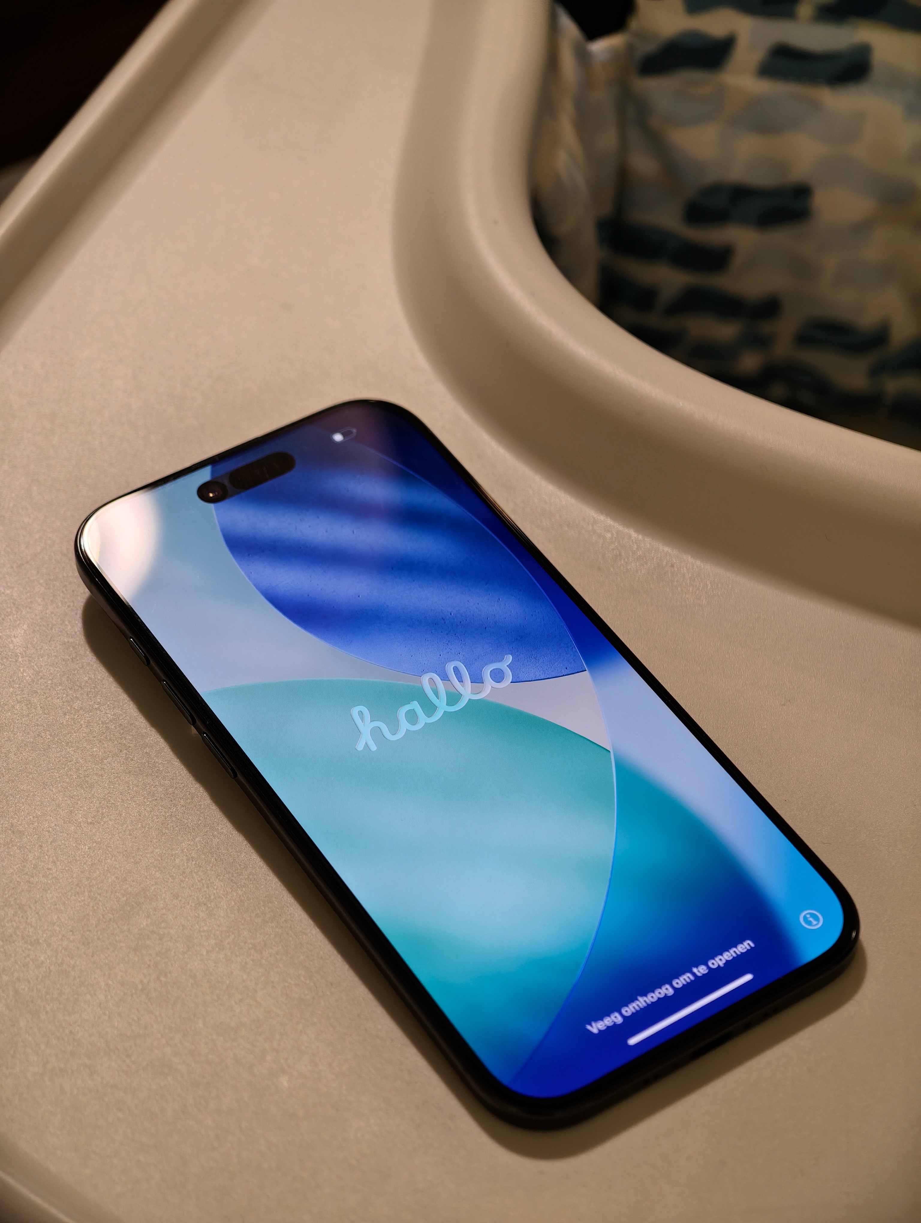 曾经我以为今年肯定用 iPhone 17，直到二手 iPhone  Air 价格