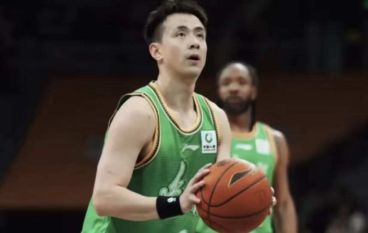 万万没想到，随着辽宁2连败，赵继伟交出了21投2中的命中率，着实让人看不懂。要知