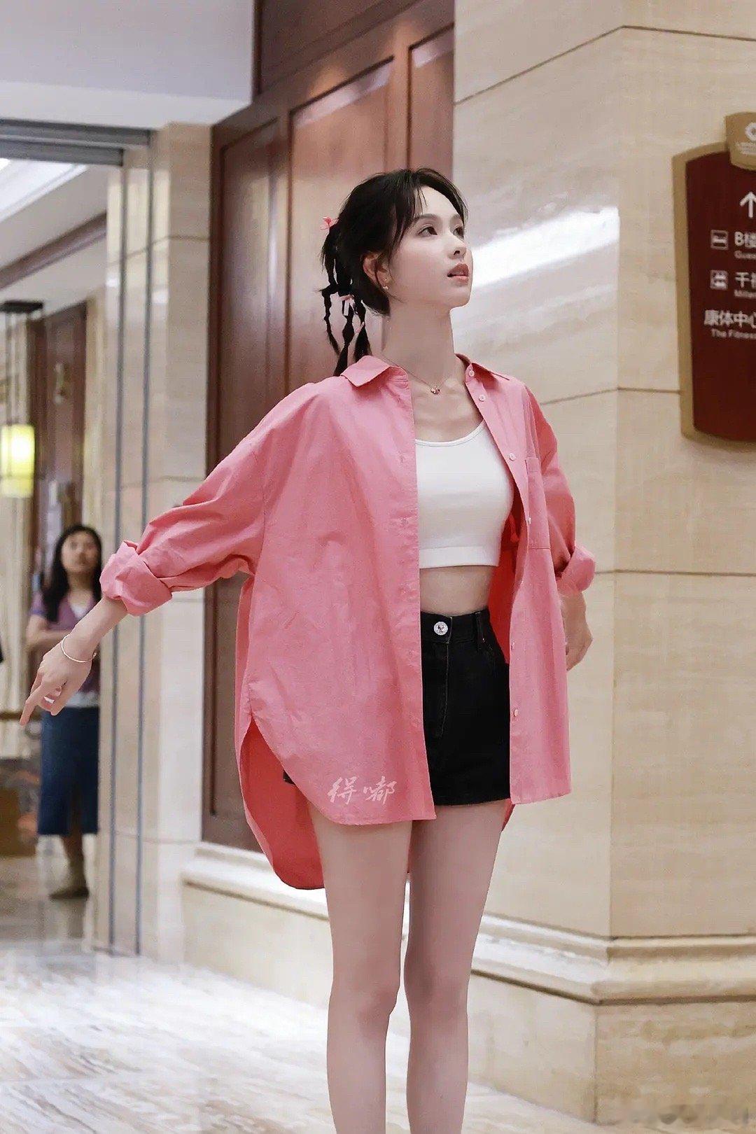 粉色果然是娇嫩啊[允悲] ​​​