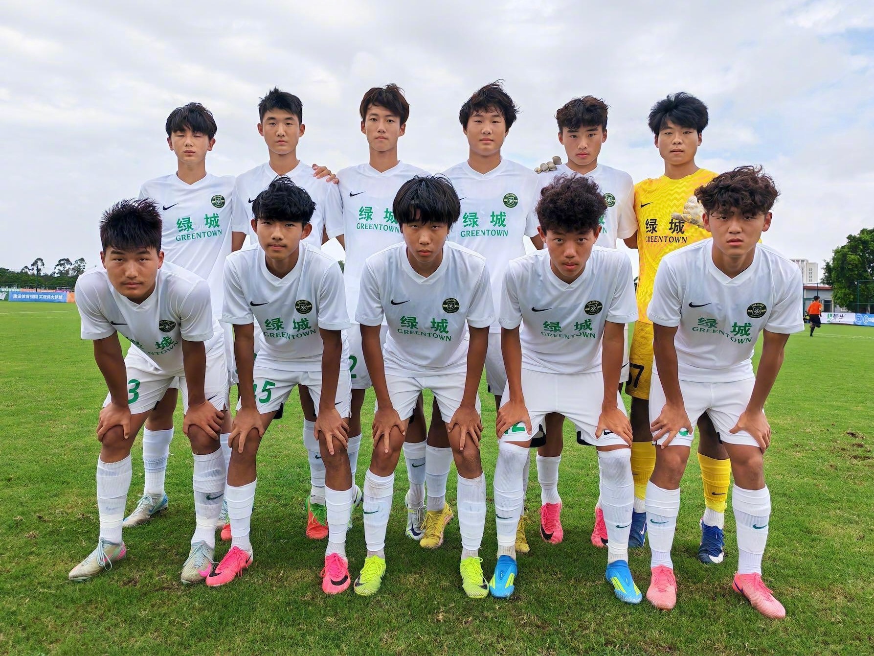 梯队战报：华南师大附中U17队 0-2 浙江U16队浙江U17队 1-0 恒大足