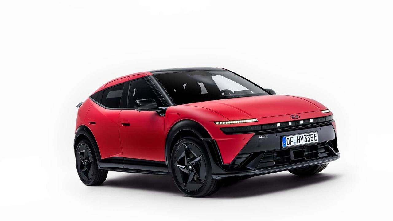 现代汽车正式面向欧洲市场发布了全新纯电紧凑型掀背车IONIQ 3。新车基于400