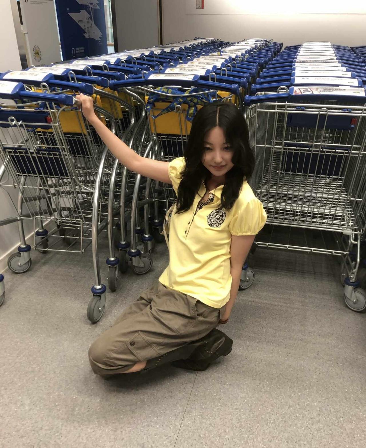 new hair new tee
和标题最适配的一集 新发型还在热恋期怒拍了快两