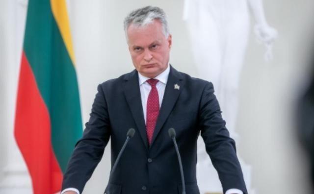 新加坡前国会议员吴俊发文指出：“过去四年来，中国断绝和立陶宛的外交和经贸往来，这