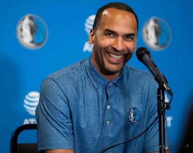 独行侠到底赚没赚，也该给哈里森道歉了！
前两天东契奇可被骂惨了，输马刺，赢太阳那