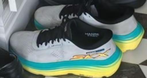 斯凯奇，Max cushioning.