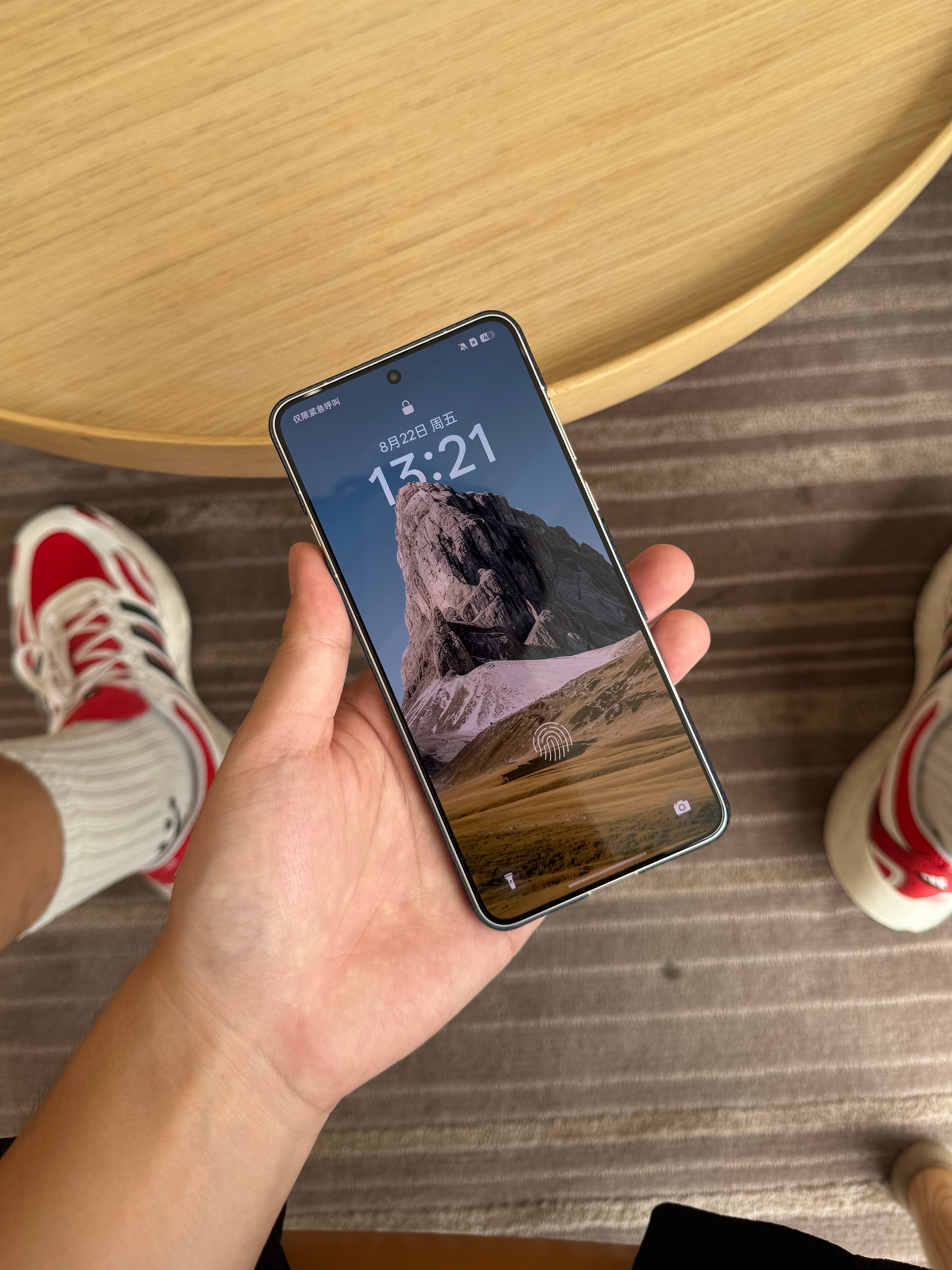 OPPO Find X8 Ultra，我唯一推荐的手机壳，就是的笑脸壳。真好看啊