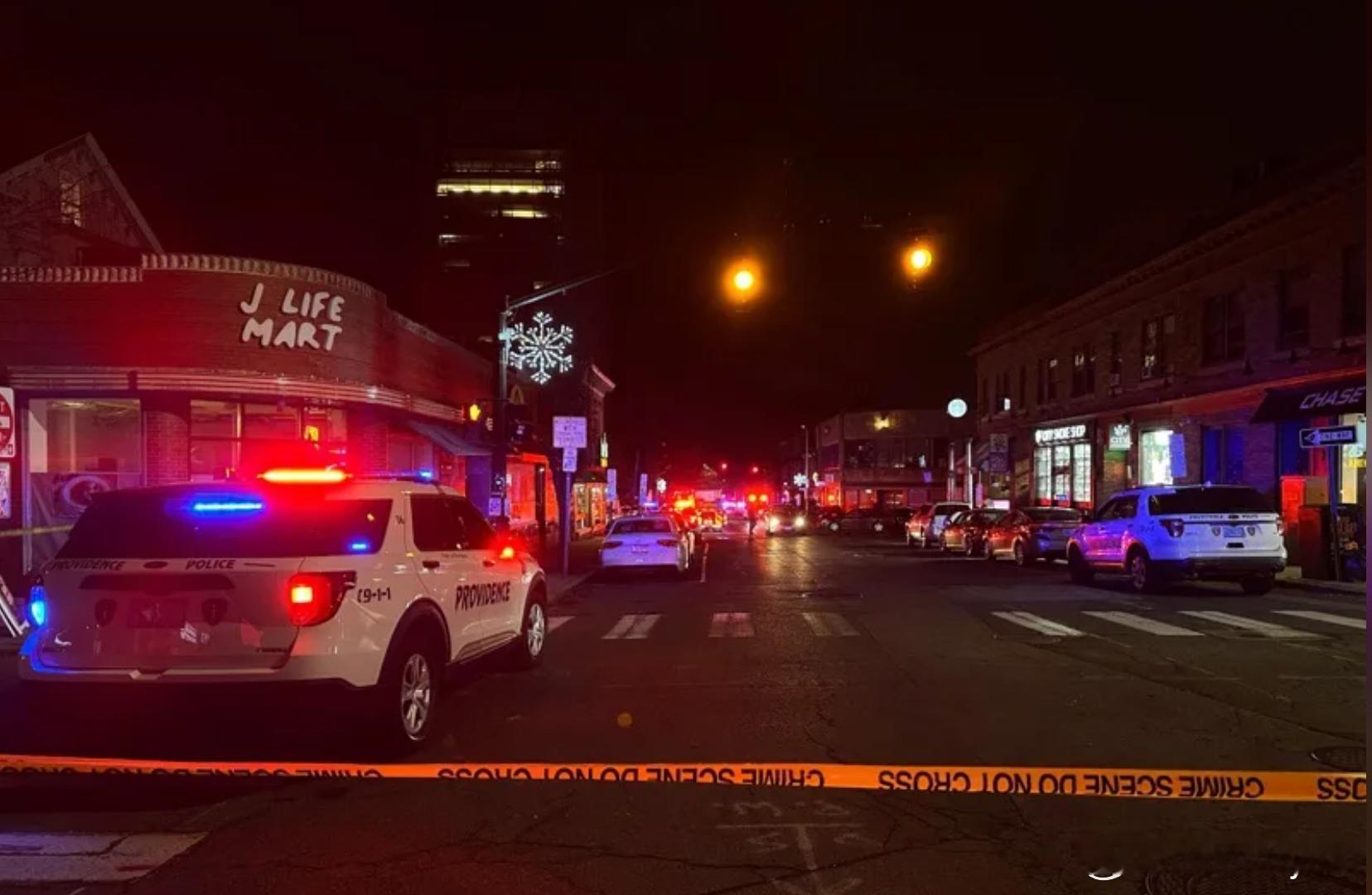 【布朗大学期末考惊传枪响 台湾博士生还原惊险避难经过】海外新鲜事 美国私立名校布