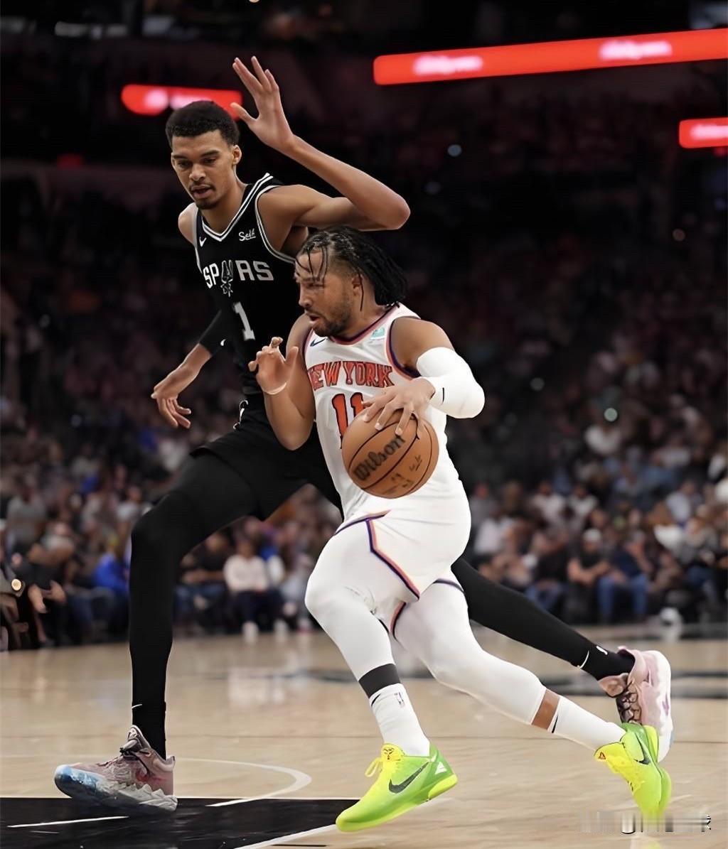 NBA近20年夺冠球员在当届季后赛场均得分榜Top5：

1.2019年：伦纳德